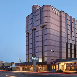 Fairfield By Marriott Falls, Canada מלון