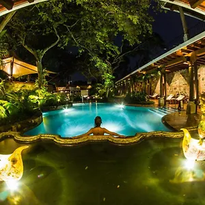 hotel-museo-casa-santo-domingo.guatemalaantiguahotels.com/